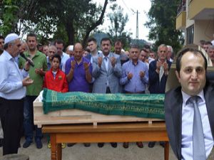 Ölümüyle Rize'yi Yasa Boğan Nurullah Köse'yi Binler Uğurladı