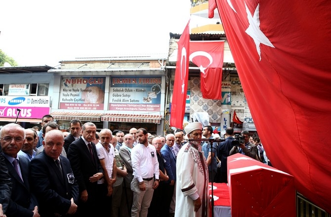 Erdoğan Şehit Ahmet Çamur'un Cenazesine Katıldı 5