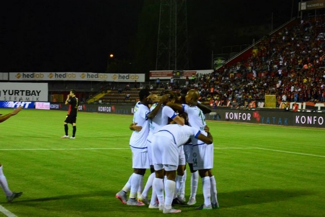 Eskişehirspor-Rizespor Maç Fotoğrafları 12