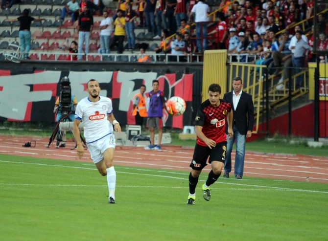 Eskişehirspor-Rizespor Maç Fotoğrafları 2