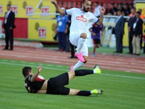 Eskişehirspor-Rizespor Maç Fotoğrafları