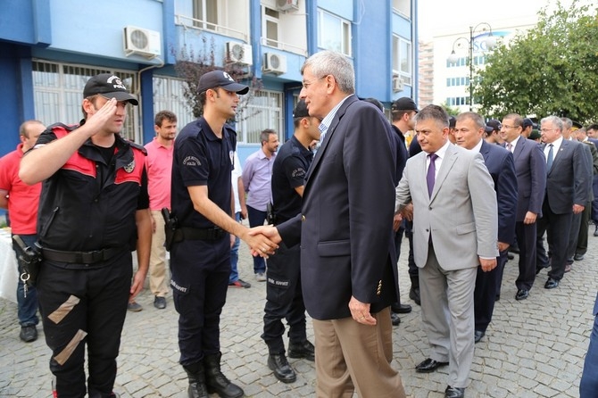 Bakan İpek, Rize’de Bayram Ziyaretinde 6