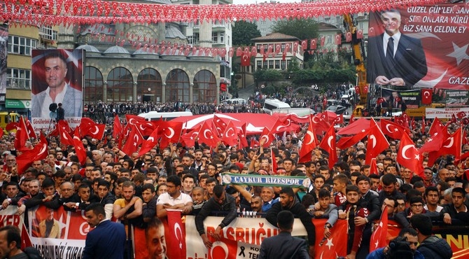 Rize, Sedat Peker'i Bağrına Bastı 23