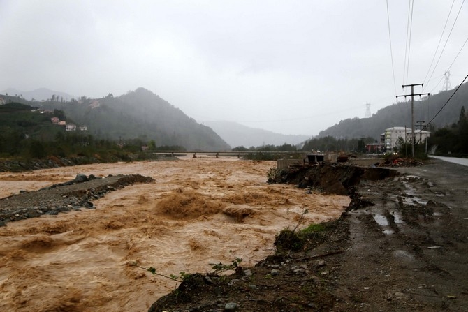 Rize'de Şiddetli Yağış 2