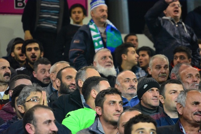 Rizespor-Konyaspor Maçı Fotoğrafları 15