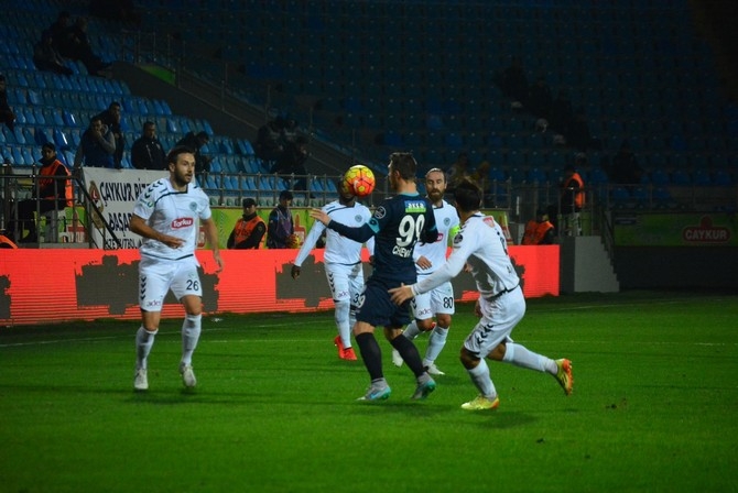 Rizespor-Konyaspor Maçı Fotoğrafları 8