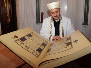 Karahisari Mushaf'ı, Kıble Dağı'nın Zirvesinde