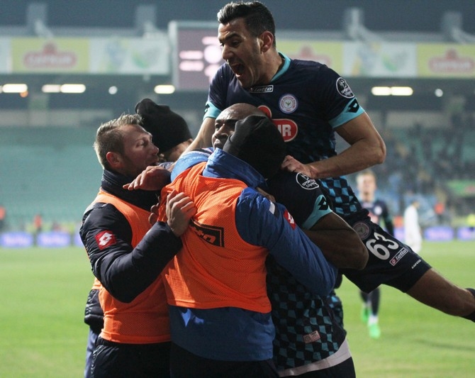 Rizespor - Trabzonspor Maçı Fotoğrafları 13