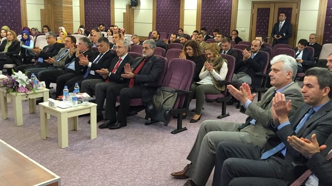 Rize'de 5. Kariyer Günleri Sertifika Töreni 10