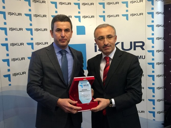 Rize'de 5. Kariyer Günleri Sertifika Töreni 25