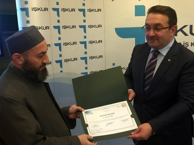 Rize'de 5. Kariyer Günleri Sertifika Töreni 30