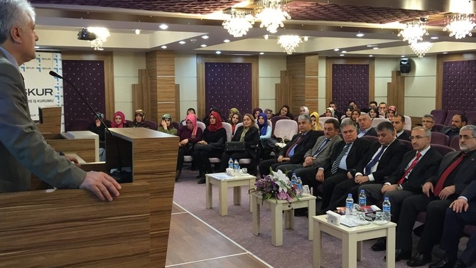 Rize'de 5. Kariyer Günleri Sertifika Töreni 7