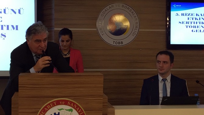 Rize'de 5. Kariyer Günleri Sertifika Töreni 8