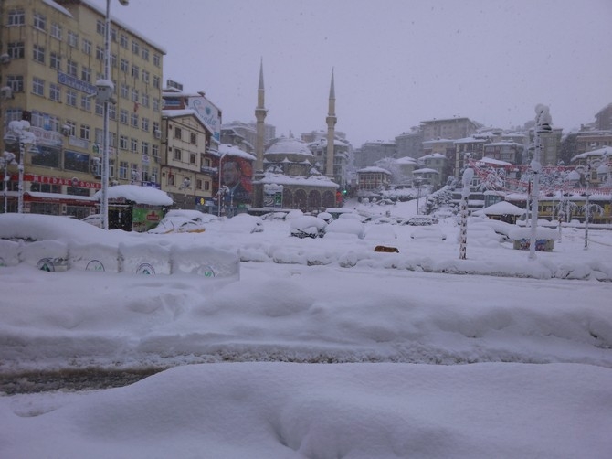 Rize'de Kar Yağışı Etkisini Sürdürüyor 3