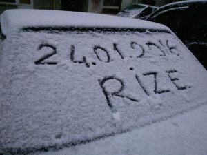Rize'de Kar Yağışı
