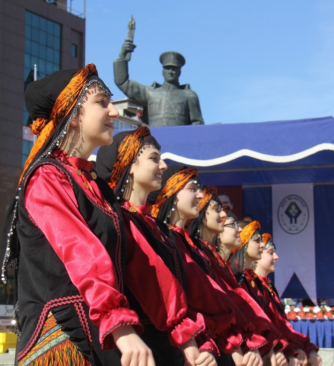 Rize'nin Kurtuluşu'nun 98.Yıl Dönümü Törenle Kutlandı 13