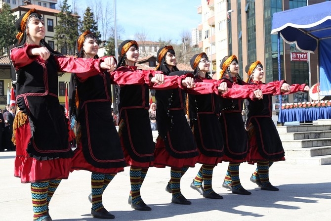 Rize'nin Kurtuluşu'nun 98.Yıl Dönümü Törenle Kutlandı 14