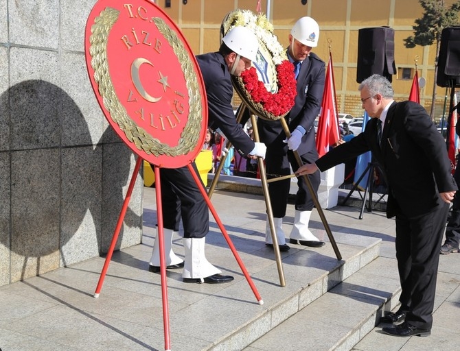 Rize'nin Kurtuluşu'nun 98.Yıl Dönümü Törenle Kutlandı 4