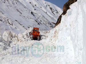 Ovit Dağı 4 Ayın Ardından Aşılmaya Çalışılıyor