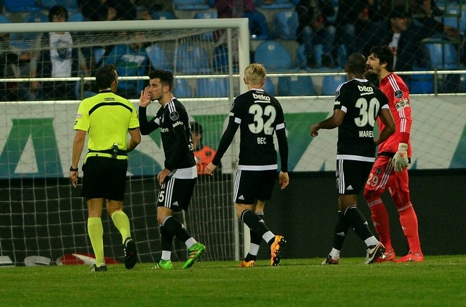 Rizespor-Beşiktaş Maç Fotoğrafları 48