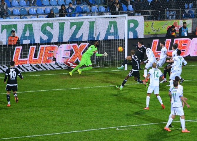 Rizespor-Beşiktaş Maç Fotoğrafları 87