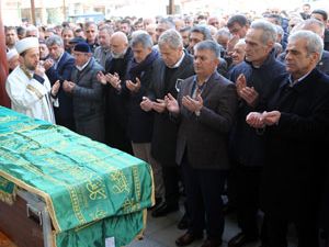 Yardımcı Kardeşlerin Acı Günü. Anne Yardımcı Ebediyete Uğurlandı