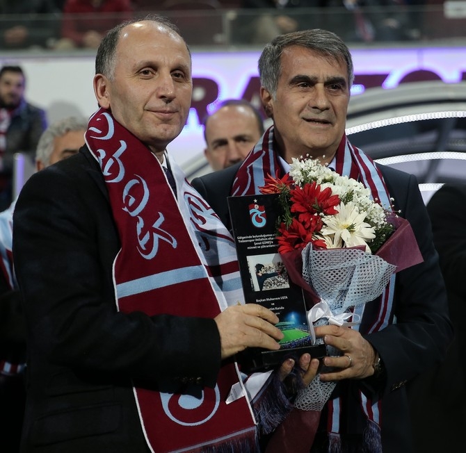 Trabzonspor - Beşiktaş Maçında "teröre lanet olsun #anKARA" 17