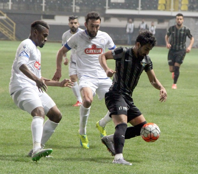Akhisar Belediyespor-Rizespor maç Fotoğrafları 15