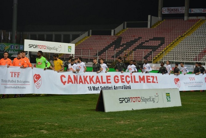 Akhisar Belediyespor-Rizespor maç Fotoğrafları 2