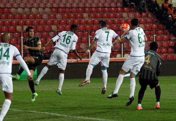 Akhisar Belediyespor-Rizespor maç Fotoğrafları 26