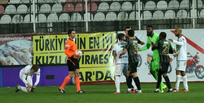Akhisar Belediyespor-Rizespor maç Fotoğrafları 46