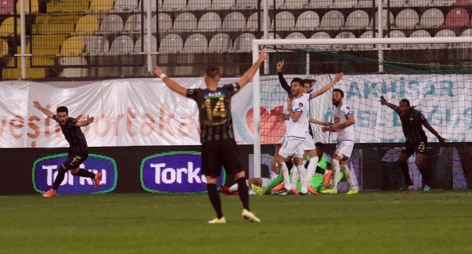 Akhisar Belediyespor-Rizespor maç Fotoğrafları 53