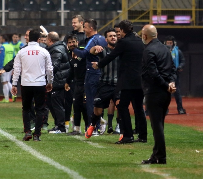 Akhisar Belediyespor-Rizespor maç Fotoğrafları 54