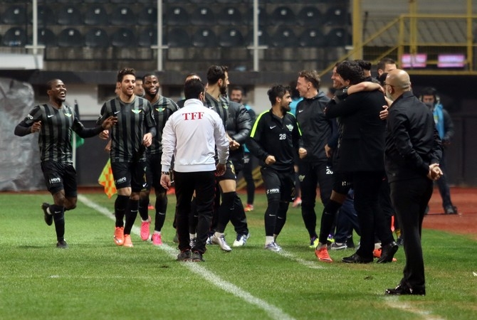 Akhisar Belediyespor-Rizespor maç Fotoğrafları 55