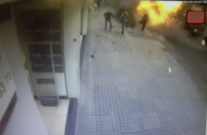 İstiklal Caddesi'nde patlama: 1'i canlı bomba 5 ölü 5