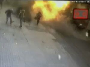 İstiklal Caddesi'nde patlama: 1'i canlı bomba 5 ölü
