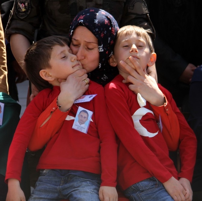 Rizeli Özel Harekat Polisi Yaşar, Son Yolculuğuna Uğurlandı 3
