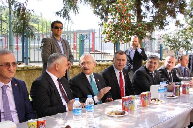 CHP Genel Başkanı Kılıçdaroğlu Rize’de 35