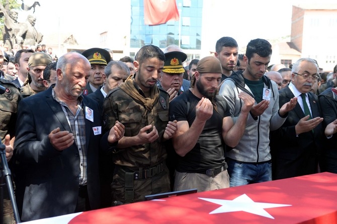 Şehit Özel Hareket Polisi İnan, Son Yolculuğuna Uğurlandı 10