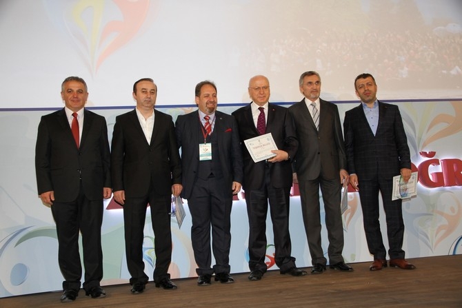 RTEÜ’de 2. Ulusal Tıp Öğrenci Kongresi Düzenlendi 10