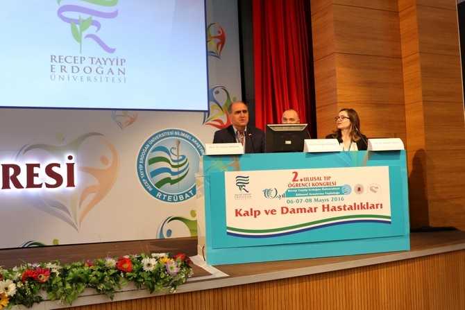 RTEÜ’de 2. Ulusal Tıp Öğrenci Kongresi Düzenlendi 15