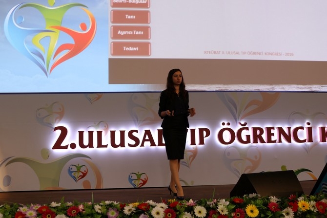 RTEÜ’de 2. Ulusal Tıp Öğrenci Kongresi Düzenlendi 17