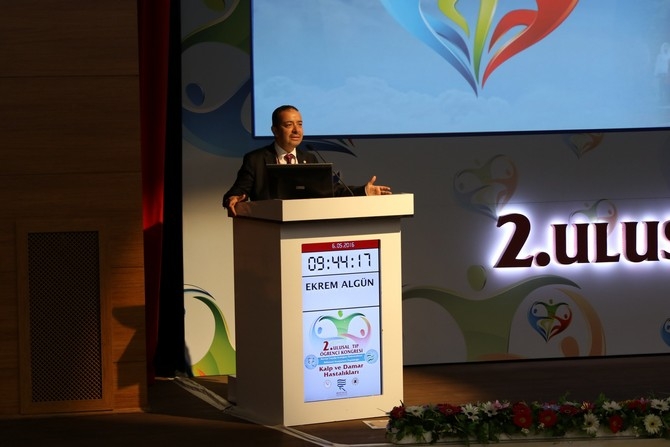 RTEÜ’de 2. Ulusal Tıp Öğrenci Kongresi Düzenlendi 3