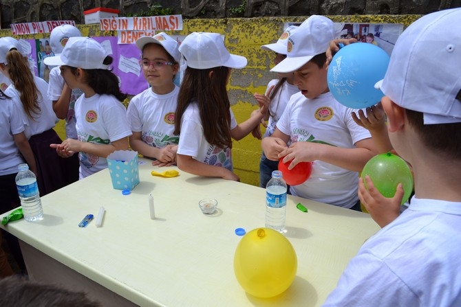 Doğuş Çay İlkokulu'nda Bilim Şenliğinde Renkli Görüntüler 16
