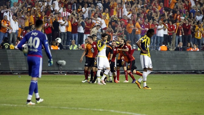 Galatasaray kupasını törenle aldı 2