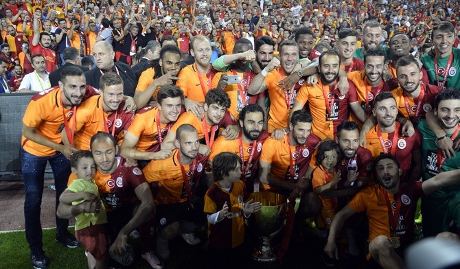 Galatasaray kupasını törenle aldı 21