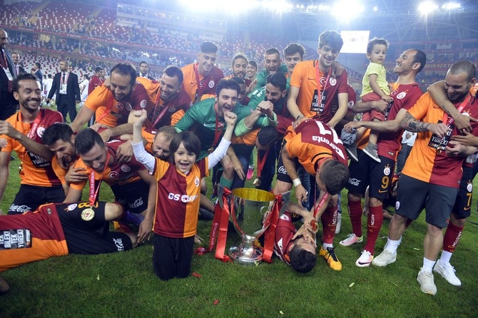 Galatasaray kupasını törenle aldı 22