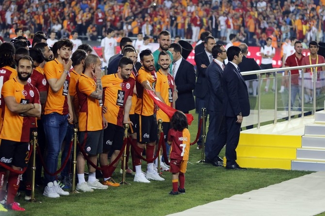 Galatasaray kupasını törenle aldı 7