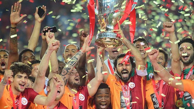Galatasaray kupasını törenle aldı 9