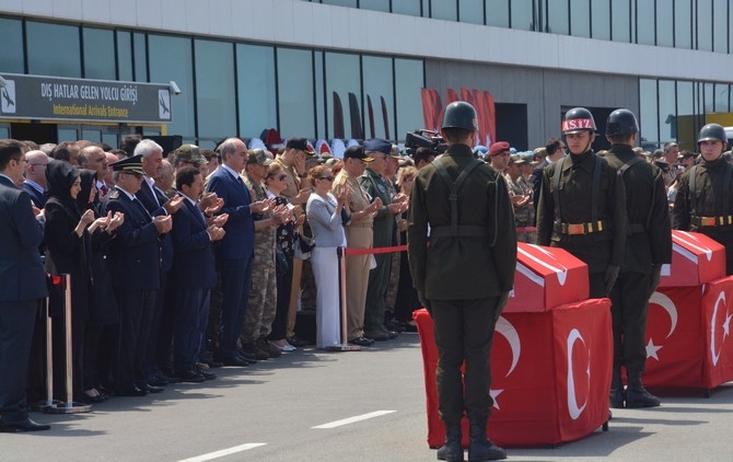 7 Şehide Ordu-Giresun Havalanı’nda Tören Düzenlendi 22